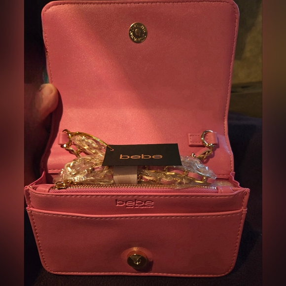 Bebe Sofia Bubble Gum Quilted Crossbody -NWT - Picture 3 of 7